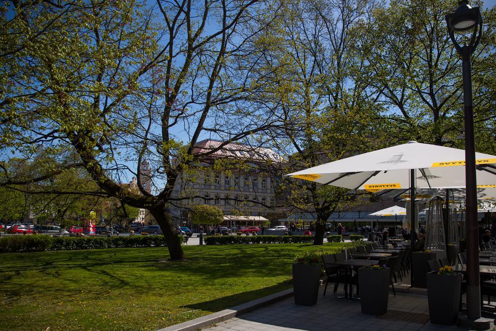 Cathedral Sq. - Odminiu Str. * Vilnius